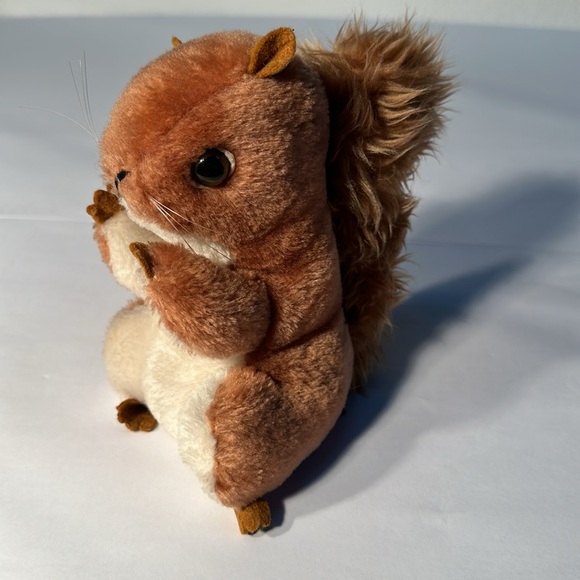 Vintage 1980 Dakin Skeeter Squirrel Plush Stuffed Animal - Picture 4 of 9